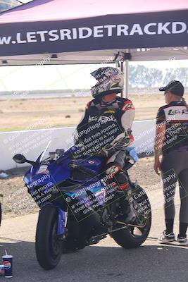 media/Nov-03-2025-Lets Ride (Mon) [[4d74c1c4d3]]/C Group/Grid/